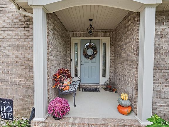 3rd image of 2614 Meridian Lake Dr
