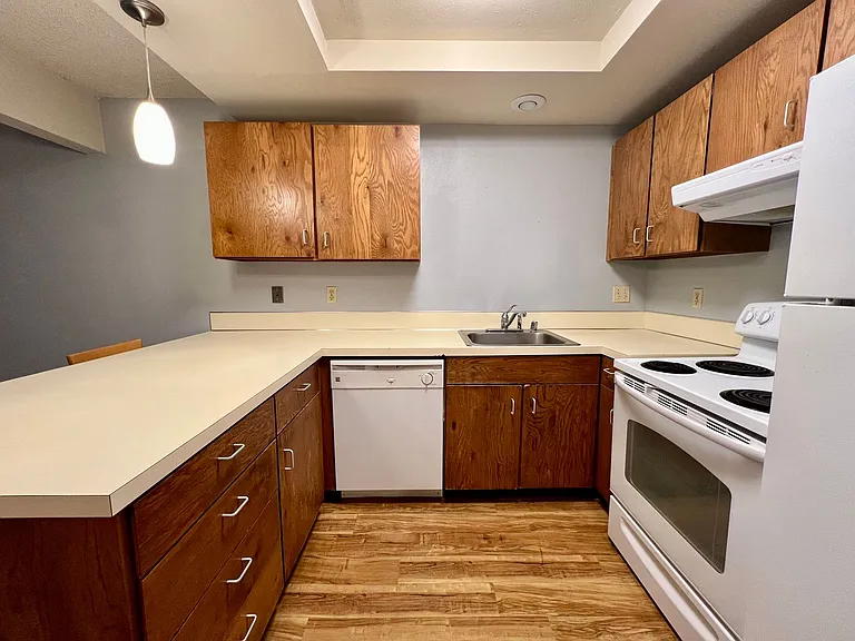 4656 SW Comus Pl — Photo 8