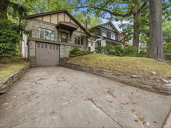 4th image of 20 Fallingbrook Rd