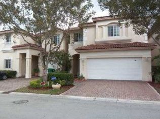 6761 NW 107th Ct, Doral, FL 33178