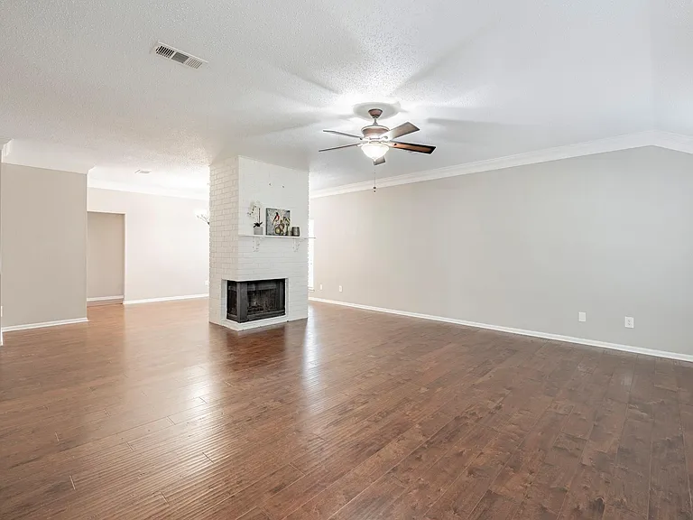 23 E Stony Bridge Cir — Photo 6