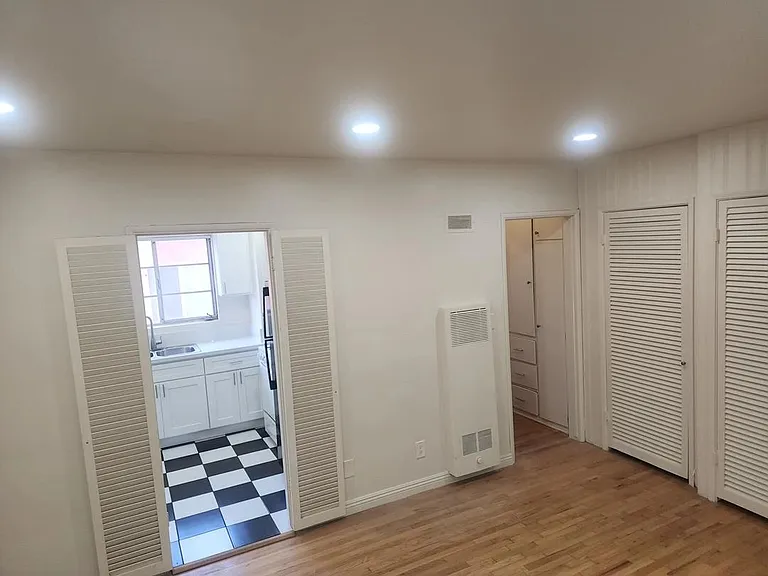 6326 Coldwater Canyon Ave #16 — Photo 8