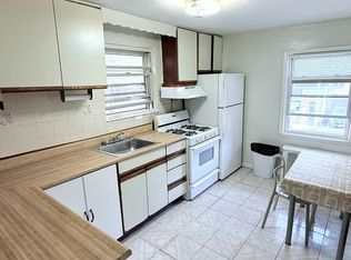 30-12 32nd St #2, Astoria, NY 11102