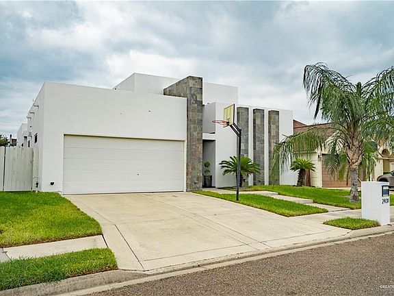 2nd image of 2431 Christina Ave