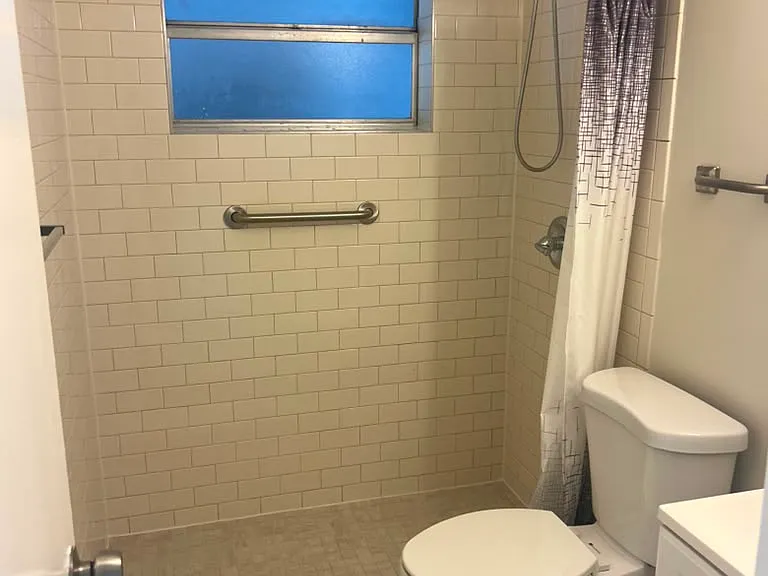 300 NE 191st St #206 — Photo 9