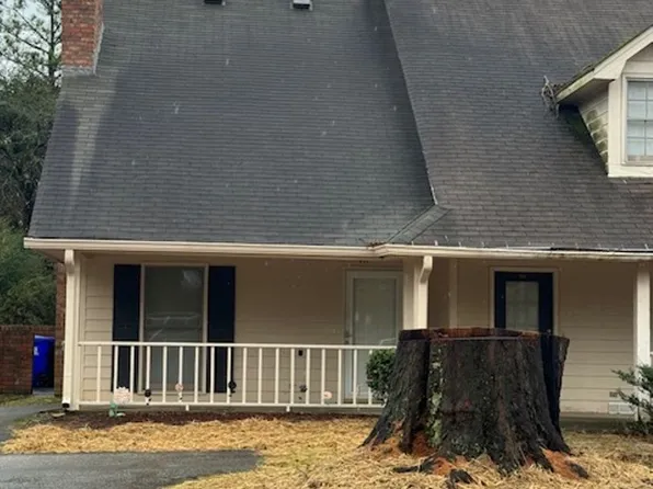 885 Park Pl NE, Conyers, GA 30012