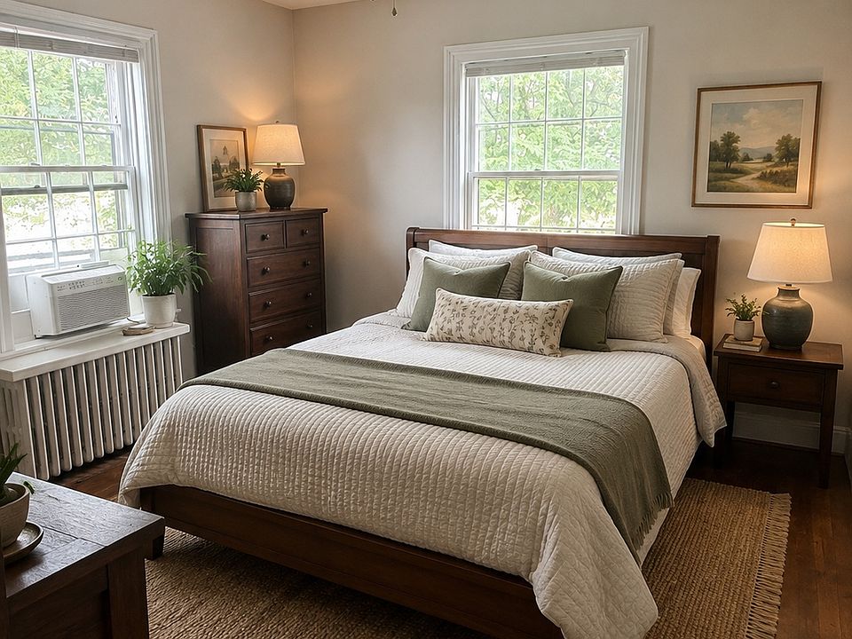 1st image of 309 S Main St #6