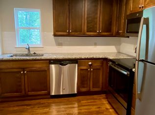908 W 9th St APT B, Lawrence, KS 66044