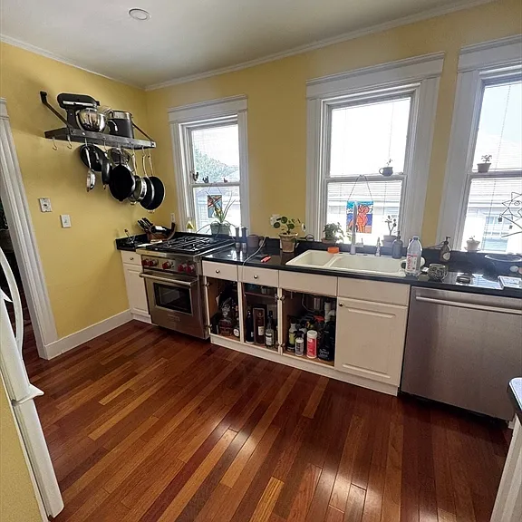 107 Bynner St #2 — Photo 10