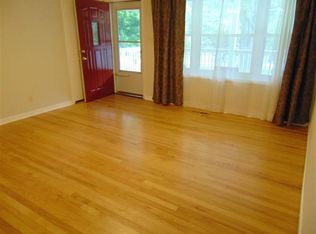 8816 W Simpson Rd, Knoxville, TN 37920