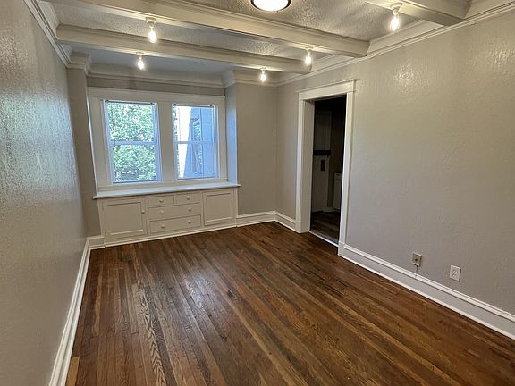 2nd image of 3534 Prospect Ave #1N
