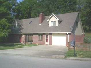 408 Sycamore St, Richmond, MO 64085