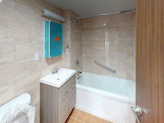 5th image of 82-76 116th St #501