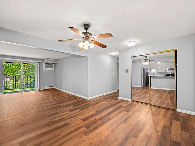 1206 E Fairview St #305 — Photo 4
