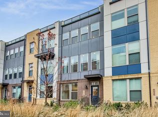 5038 Oakmoore Dr, Rockville, MD 20852