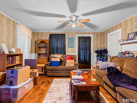 4th image of 40 Church Street