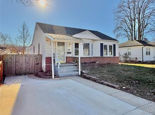 916 S 2nd St, Festus, MO 63028