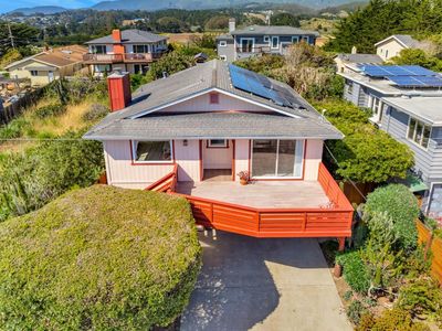 847 San Ramon Ave, Moss Beach, CA, 94038
