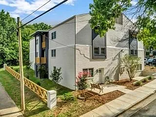 Rosewood Commons