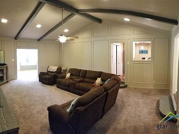 4th image of 2221 Short Oak Dr