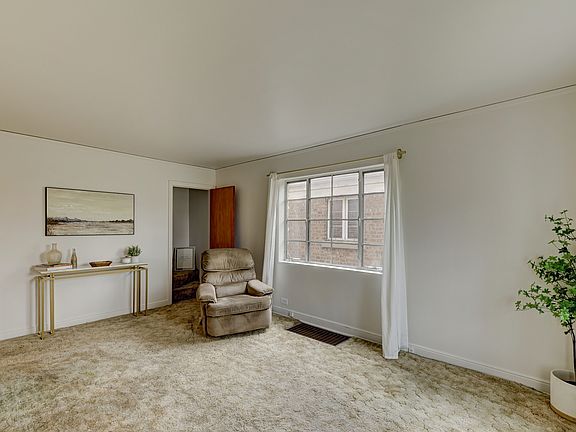 4th image of 14511 S Parnell Ave