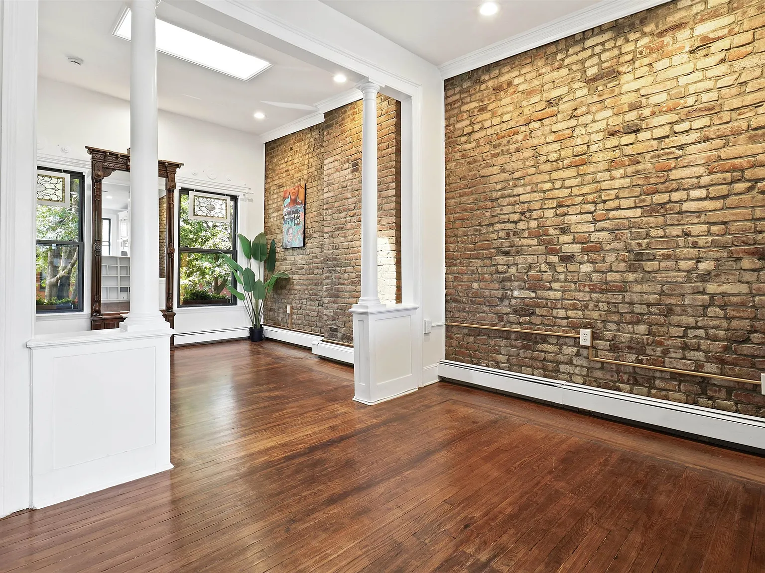 1 bed, 1.0 bath, $3,850 — Photo 2