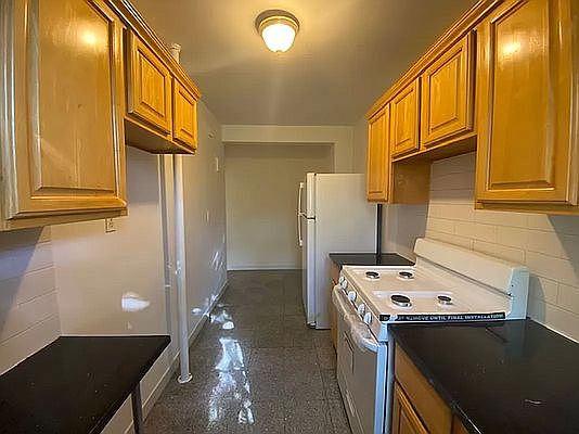 4th image of 135-28 78th Ave #16E