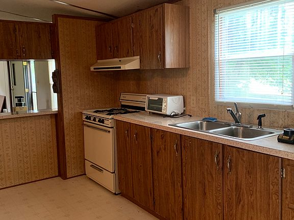 3rd image of 201 Brandywine Dr