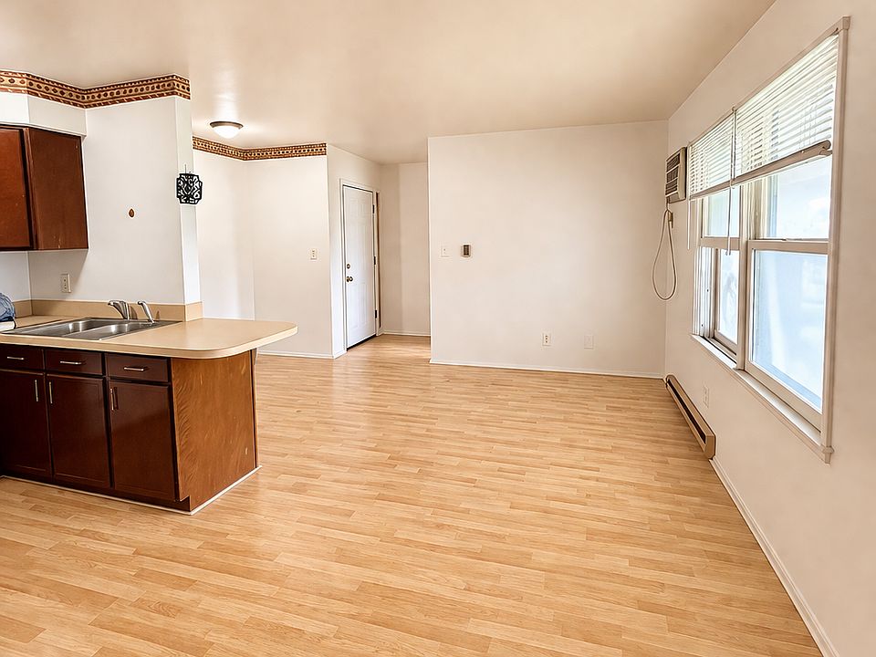 1st image of 912 N State Rd #11567401