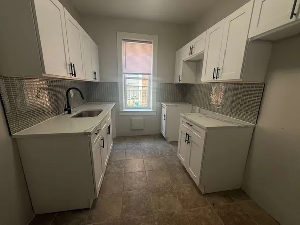 123 Roosevelt Ave, Jersey City, NJ