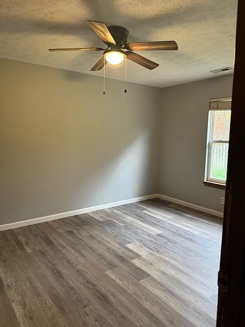 3 bed, 1109 sqft, $1,590 — Photo 4