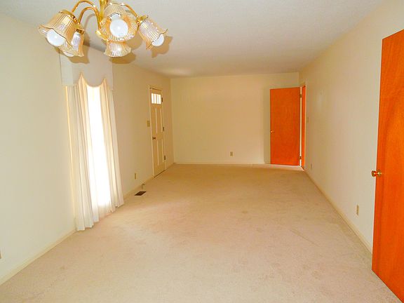 Living/Dining Room combo