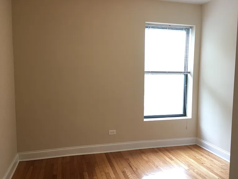 1108-1114 W Balmoral Ave #2 — Photo 6