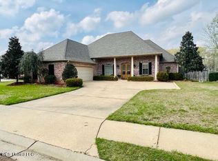 114 Point Cv, Brandon, MS 39042