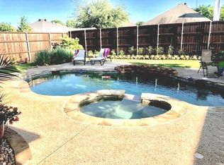 227 W Blackjack Rd, Aubrey, TX 76227