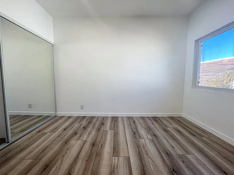 7851 Talbert St — Photo 24