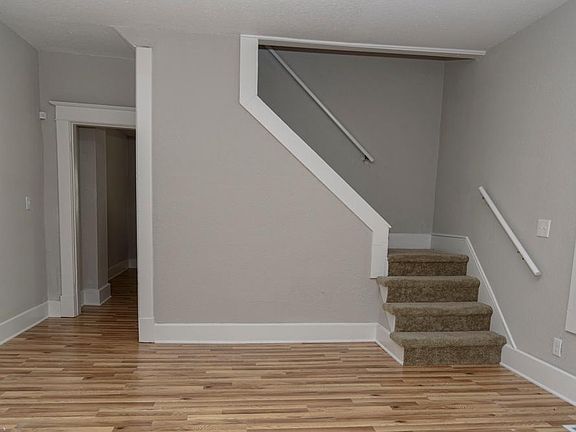 4th image of 723 N Gladstone Ave