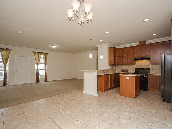 3rd image of 42067 Levi Ct
