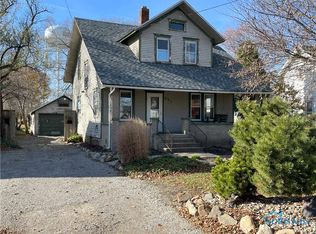621 N Main St, Hicksville, OH 43526