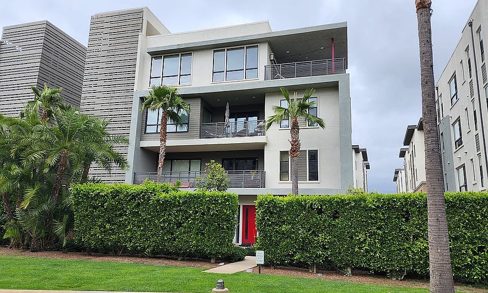 2nd image of 5827 S Meadowlark Pl #1