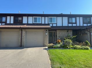 65 Greenwich Cir, Brampton, ON L6S2E8