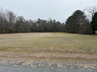 Hunter Ln, Hayes, VA 23072