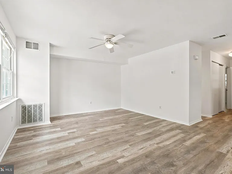 175 Parker Ave #B — Photo 5