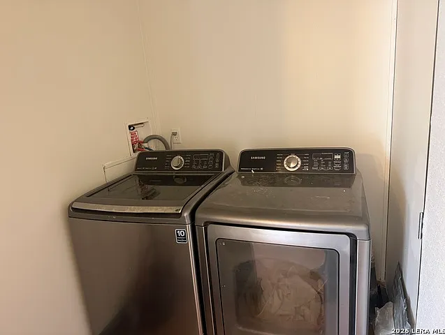 592 Private Road 1508 — Photo 12