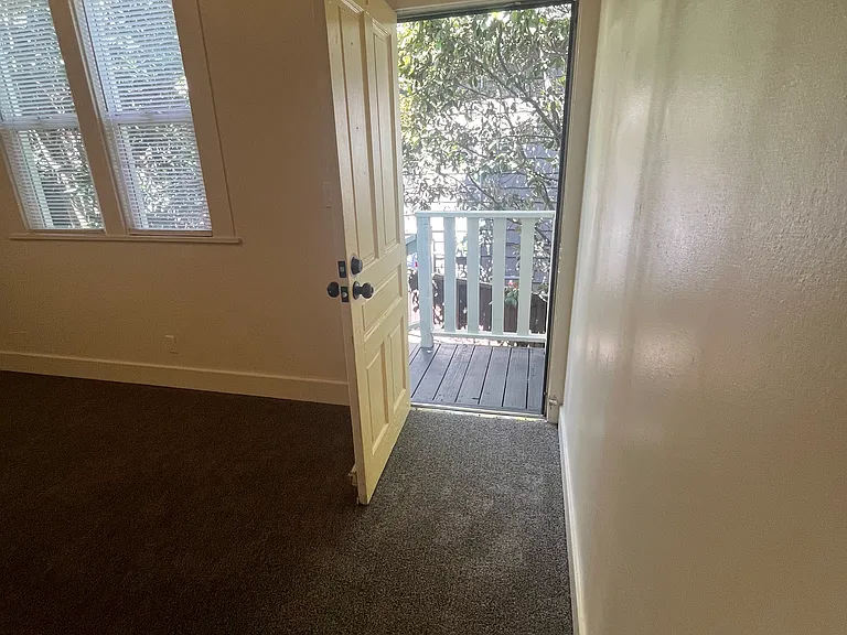705 Winslow St #3 — Photo 15