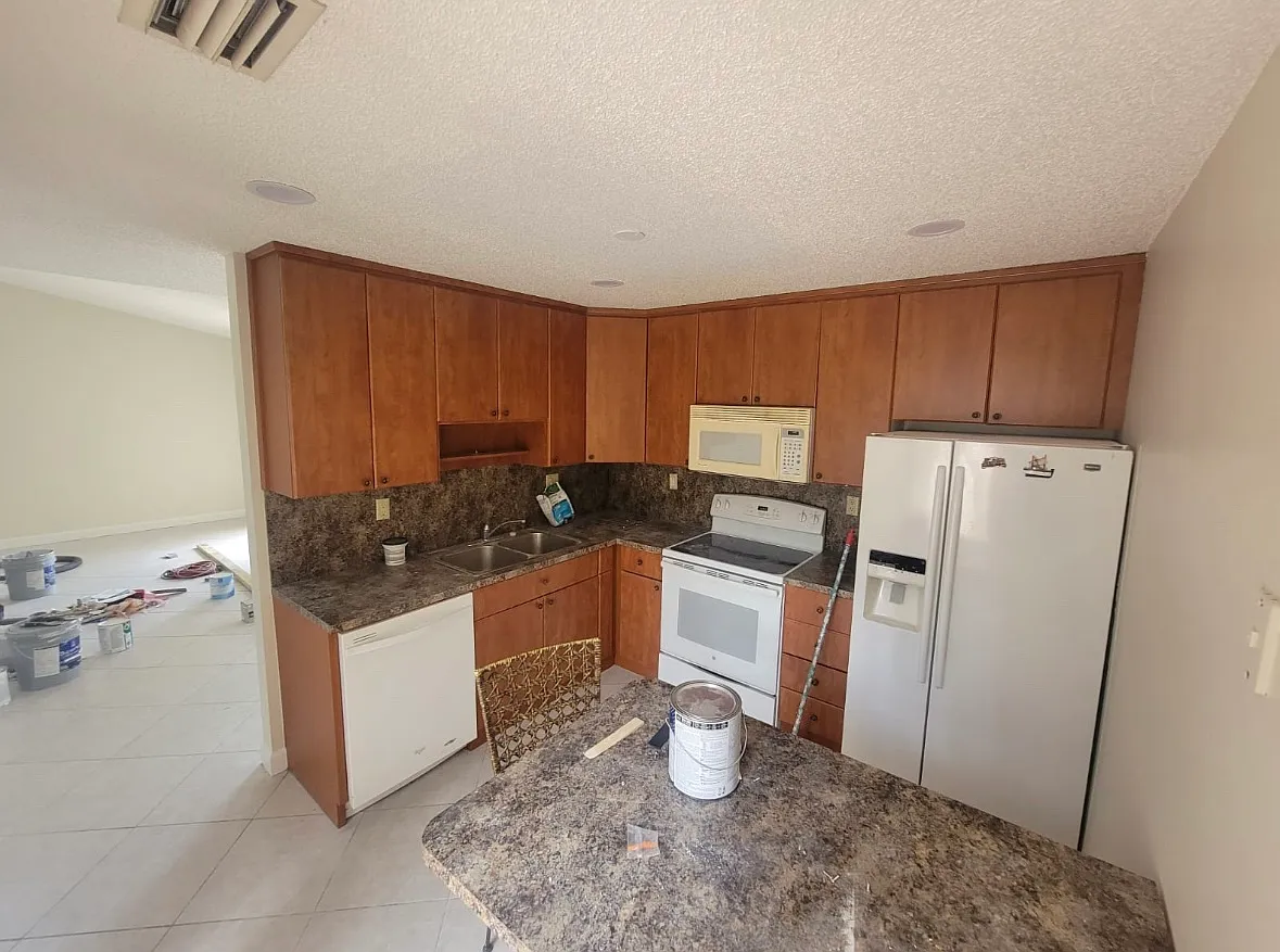 17544 NW 63rd Ct — Photo 3