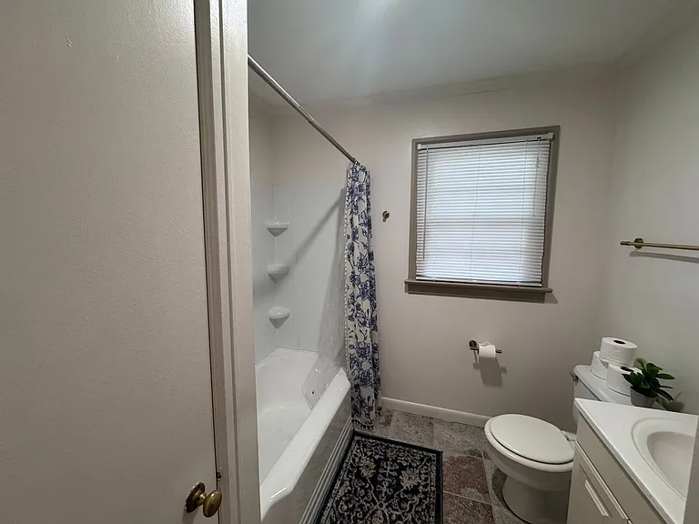 2123 Madison St — Photo 21