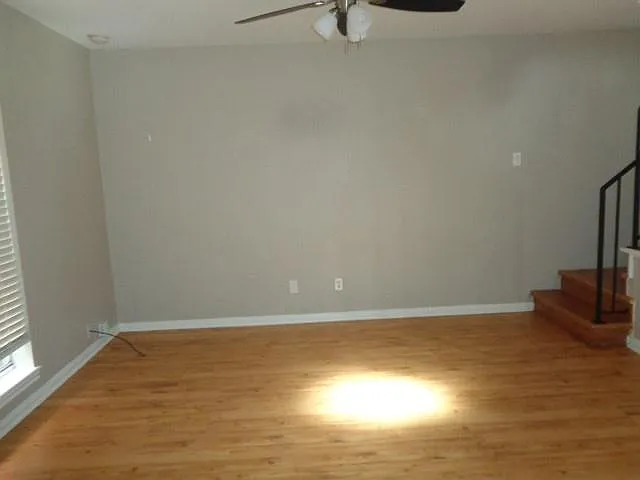 2225 Mimosa Dr #6 — Photo 3