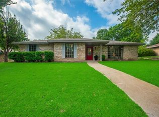 204 Wesley Dr, Desoto, TX 75115