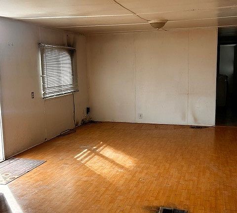 5th image of 4734 Luna Rd #B & A